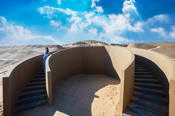 响沙湾,沙漠,度假地,景区,旅游,图片,照片,摄影,内蒙古响沙湾,内蒙古旅游,鄂尔多斯市旅游,莲花酒店,莲花度假酒店,莲沙度假岛,福沙度假岛,悦沙休闲岛,仙沙休闲岛,一粒沙度假村,在线预订,预定,旅行社,AAAAA,5A级旅游景区,库布齐,库布其沙漠,库布其旅游